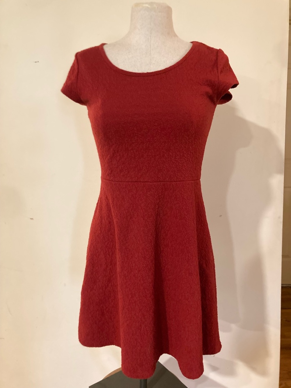 Aeropostale Prince & Fox Red Textured Scoop-Neck Mini Dress